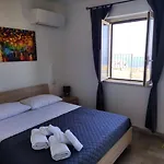 펜션 Residenza L'orizzonte Infinito *