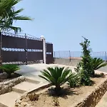 펜션 Residenza L'orizzonte Infinito *