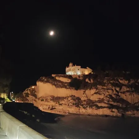 Holiday home Residenza L'orizzonte Infinito