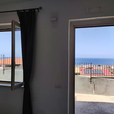 Residenza L'orizzonte Infinito Holiday home *
